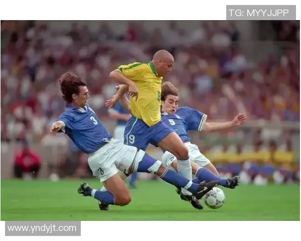 足球巨星跨界演绎精彩影片 运动与影视完美结合引热议