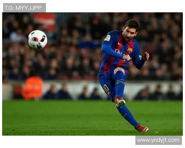 足球巨星风采：从梅西到C罗，他们如何成为全球偶像的背后故事