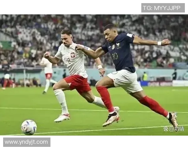 足球明星直播盛况回顾及精彩瞬间分析