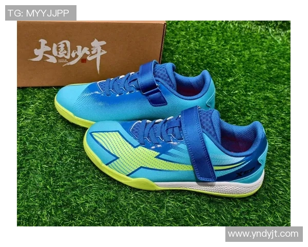 适合36码脚的足球鞋推荐明星球员及其使用偏好分析